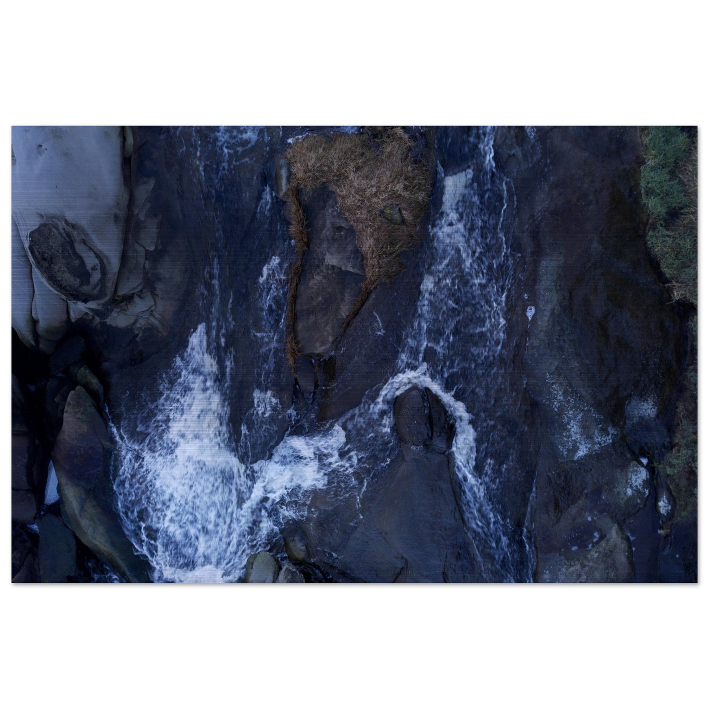 ABSTRACT WATER FALL 2022